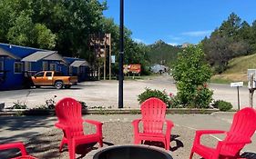 The Brookside Motel / Mt. Rushmore